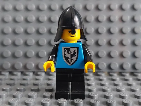Lego 6102 Black Falcon Soldier Minifigure - Used - See Photos