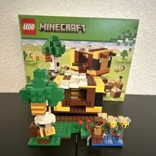 LEGO Minecraft The Bee Cottage 21241 Complete Set w/ Box Manual and Figures