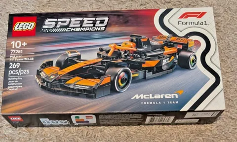 LEGO Speed Champions McLaren F1 Team MCL38 77251 New Sealed 265 pcs Racer