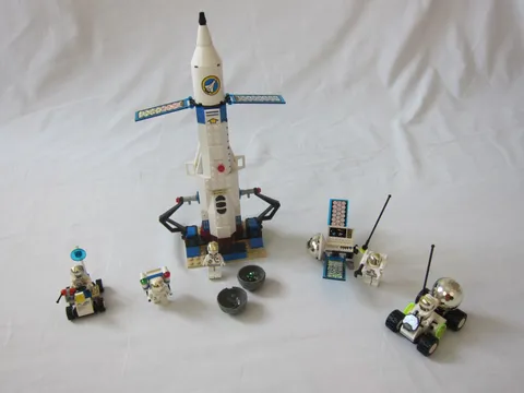 LEGO 6454 6458 6463 6516 6457 Countdown Corner Space Rocket, 1999 complete sets
