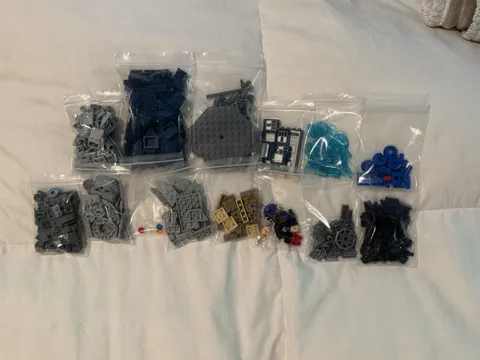 LEGO Doctor Who 21304 - 98% COMPLETE PARTS READ DESCRIPTION