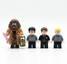 LEGO Harry Potter set features four minifigures: Rubeus Hagrid, Harry Potter,...