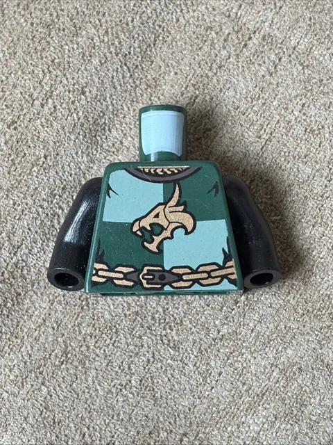 LEGO Castle Kingdoms Dragon Knight Torso Green Quarters Chain Belt