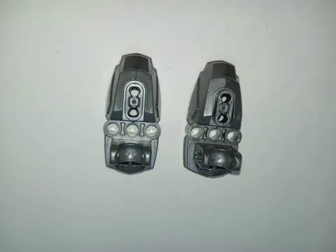 2 Bionicle Lego 90661 Star Wars Hero Factory Foot w Ball Socket Pearl Dark Gray