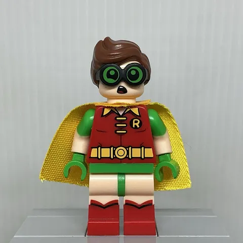 LEGO Batman Movie sh0315 Robin Green Glasses Smile / Scared Pattern Minifigure