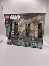 LEGO Star Wars Ahsoka Tano's Duel On Peridea 75385 NISB RARE