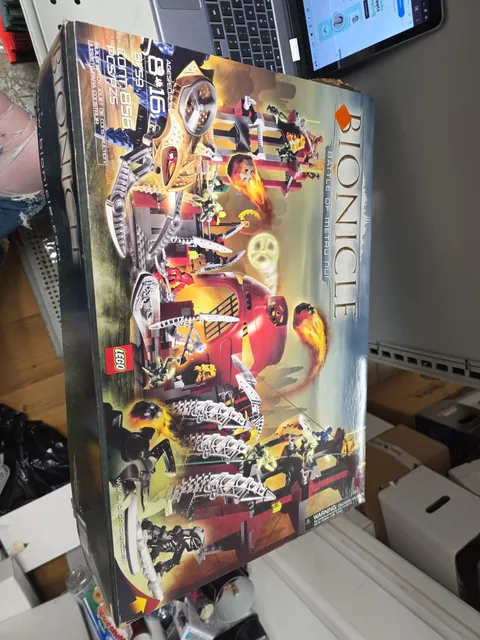 LEGO BIONICLE: Battle of Metru Nui (8759) 