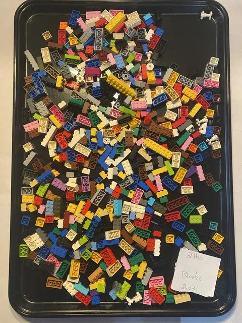 Lego 2 X Blocks (Lot 2.02) – Random Selection of Sizes and Colors