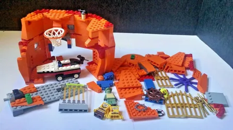 Lego SpongeBob Bikini Bottom Lot SpongeBob Squidward Minifigures More