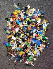 LEGO Bulk Lot Mixed Minifigure Mystery Pack Of 10 Minifigure And Accessories