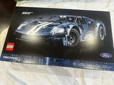 LEGO Technic 2022 Ford GT 42154 1:12 Scale Supercar Model Kit