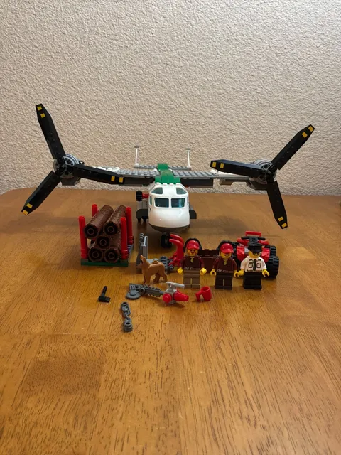 LEGO CITY 60021 CARGO HELIPLANE 100% Complete w/all correct figs MISSING 3 DECAL