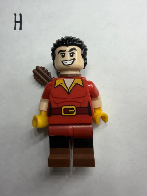LEGO Gaston Villian Icons Minifigure Disney 100 Beauty & Beast 43227 NEW dis129