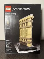 LEGO ARCHITECTURE: Flatiron Building, New York (21023) with Book
