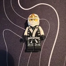 LEGO Ninjago Minifigure The Final Battle Kimono Zane njo0076 Authentic