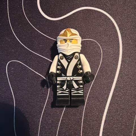 LEGO Ninjago Minifigure The Final Battle Kimono Zane njo0076 Authentic