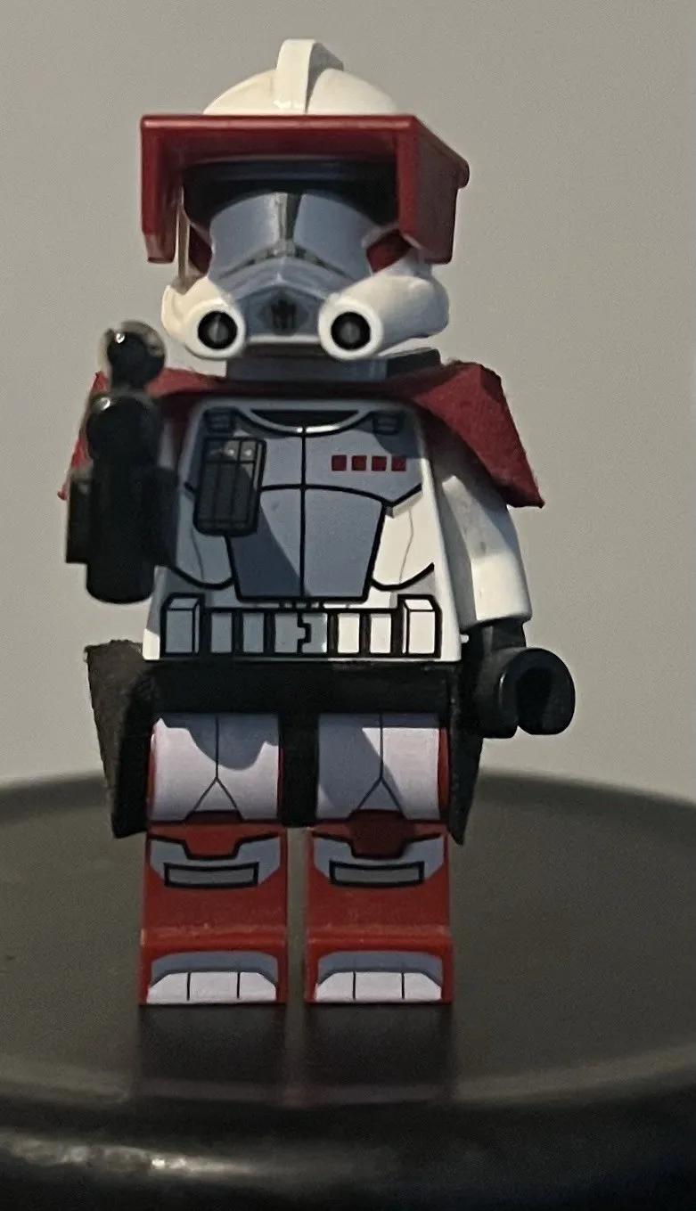Both Arc Troopers From Elite Clone Trooper™ & Commando Droid™ Battle Pack