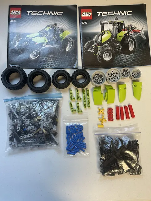 LEGO Technic 9393 Tractor w/ Instructions Manuals