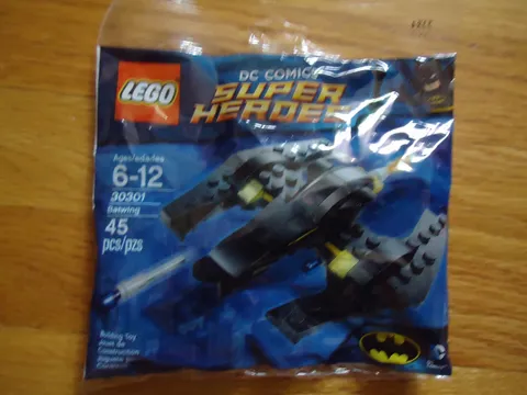 NEW LEGO DC COMICS SUPER HEROES BATMAN BATWING 45 PCS 30301 