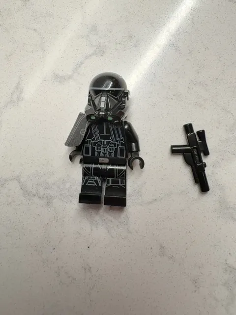 LEGO Star Wars Imperial Death Trooper Commander Minifigure sw0796 from set 75156