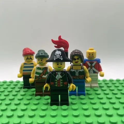 Lego Pirates Minifigure Lot Captain Imperial Soldier Female