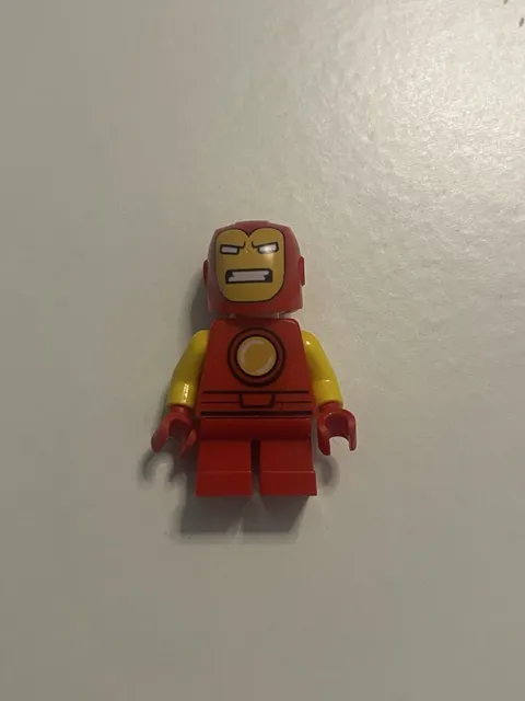 LEGO Iron Man Minifigure w/ Helmet, Head, Torso & Legs, Plastic, 5+