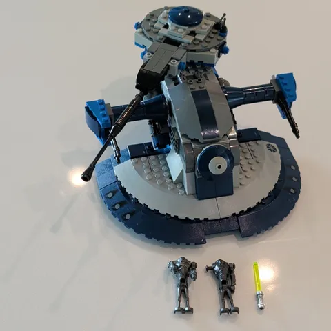 LEGO Star Wars The Clone Wars Armored Assault Tank (AAT) 8018 Battle Droid