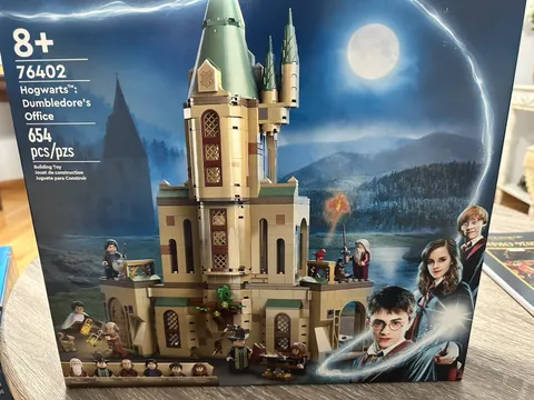 LEGO Harry Potter Hogwarts Dumbledore’s Office 76402 654pc Boxed Set
