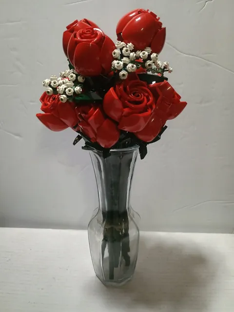 LEGO 10328 Botanicals: Bouquet of Roses Dozen - Used Complete No Manuals or Box