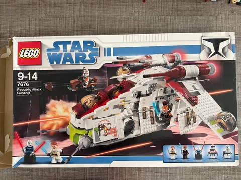 LEGO Star Wars: Republic Attack Gunship (7676)