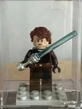LEGO Star Wars Anakin Skywalker Minifigure Jedi Clone Wars Brown Robe 75401