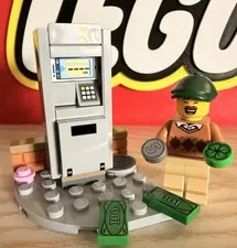 Lego City Lucky Jonathan Minifigure & ATM Machine Build