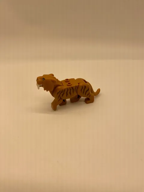 Lego Big Cat Tiger Saber Tooth part from Set 60193 Arctic Air Transport 