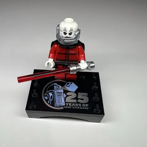 LEGO Star Wars 75379 Darth Malak Mini-Figure with Stand 25th Anniversary Edition