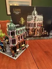 LEGO Boutique Hotel 10297 Creator Expert Modular Buildings 3,066 Pieces w/ box