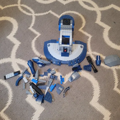 For Parts LEGO Star Wars: Armored Assault Tank (AAT) (8018 Clone Wars Droid Army