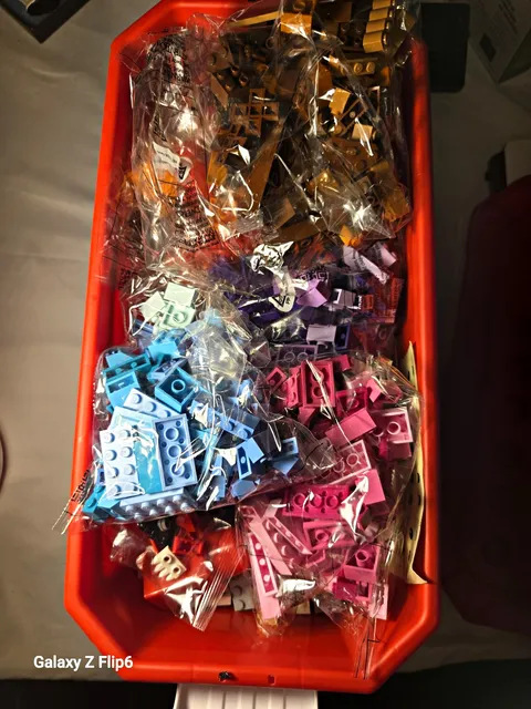 LEGO Bulk Lot Assorted Bricks & Pieces, Multicolor Built Your Own City