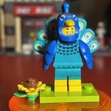 Lego Peacock Costume Fan Minifigure Collectible Series 28 71051 CMF, New