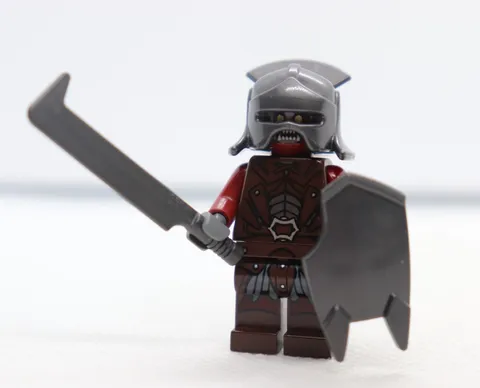 Uruk-Hai w/ Helmet Shild 9474 9471 Lord of Rings Hobbit LEGO® Minifigure Figure