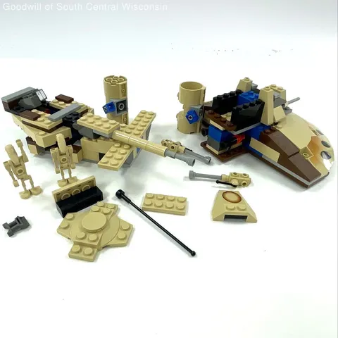 Near Complete Vintage LEGO Star Wars 7155 Trade Federation AAT; No Box Or Manual