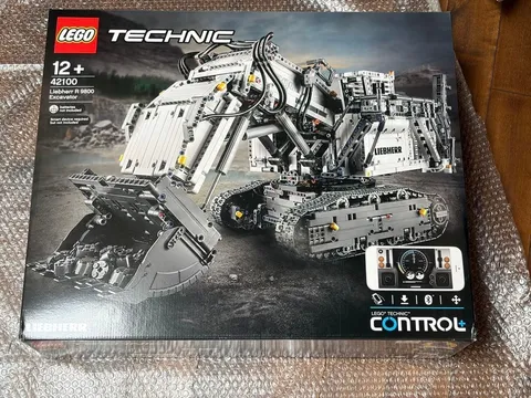Lego 42100 Liebherr R 9800 Excavator 4108pcs SEALED