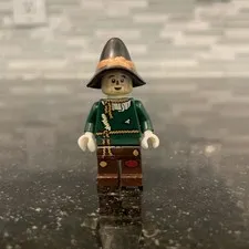 LEGO® Scarecrow Minifigure #71023 LEGO Movie 2 Wizard of Oz Retired Collectible