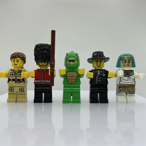 LEGO CMF Series 5 Lot Royal Guard Lizard Man Gangster + Series 19 Mummy Queen