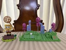 LEGO SpongeBob SquarePants Custom Printed Minifigure w/ Net, Base, Jellyfish