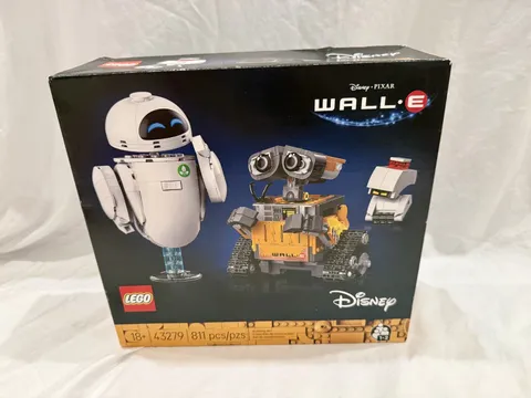 LEGO Disney & Pixar Wall-E & EVE Building Set - 43279