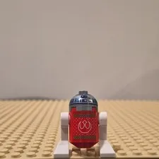 LEGO Star Wars R2-D2 Minifigure w/ Red Holiday Sweater, Red/Silver