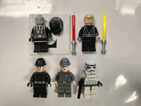 LEGO UCS IMPERIAL SHUTTLE MINIFIGURE SET 5 FACTORY FRESH IMPERIAL PILOT VADER  