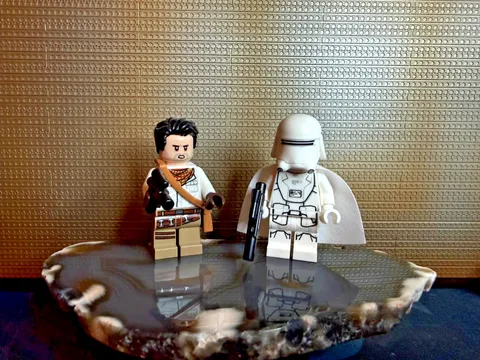 Real LEGO Star Wars Resistance Minifig Set Poe Dameron & 1st Order Stormtrooper