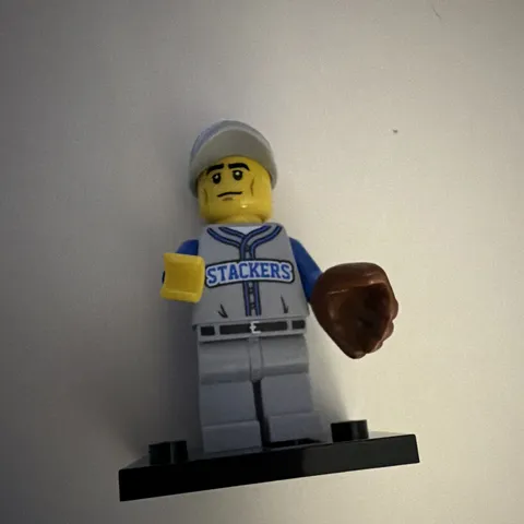LEGO Minifigures Series 10 Stackers Baseball Player Minifigure 71001 Age 5+