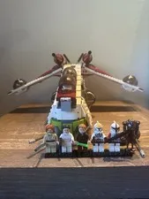 LEGO Star Wars Republic Gunship (75021) Complete with Minifigs. No instructions 